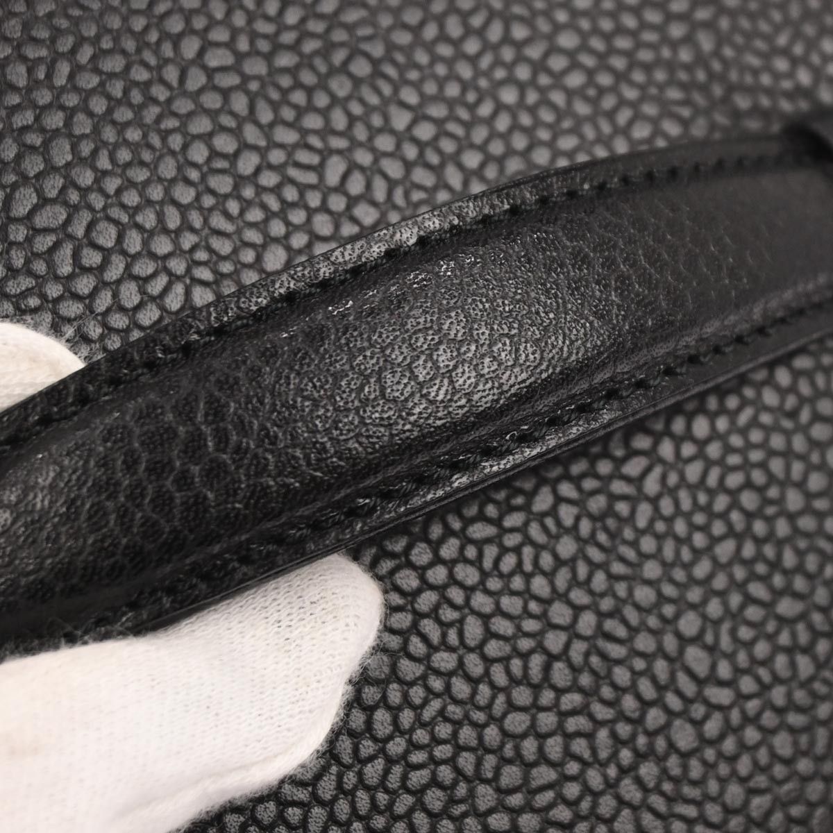 Chanel Chanel Vintage Timeless Cosmetic Case Caviar Size ONE SIZE - 10 Thumbnail