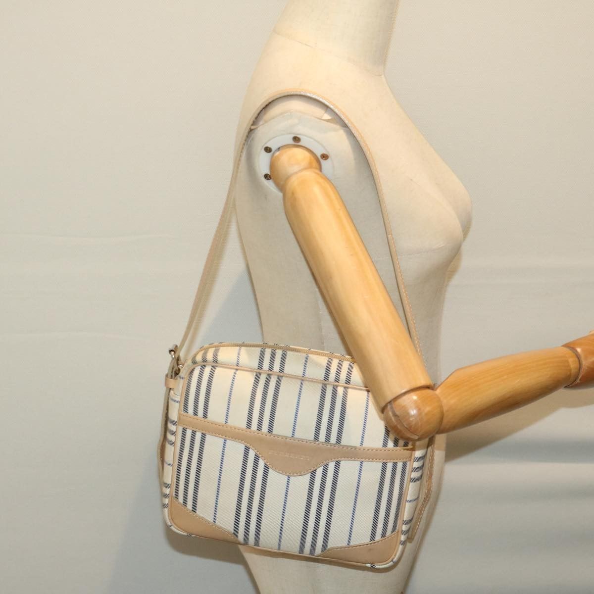 Burberry Burberry Nova check Shoulder bag Canvas Size ONE SIZE - 13 Thumbnail