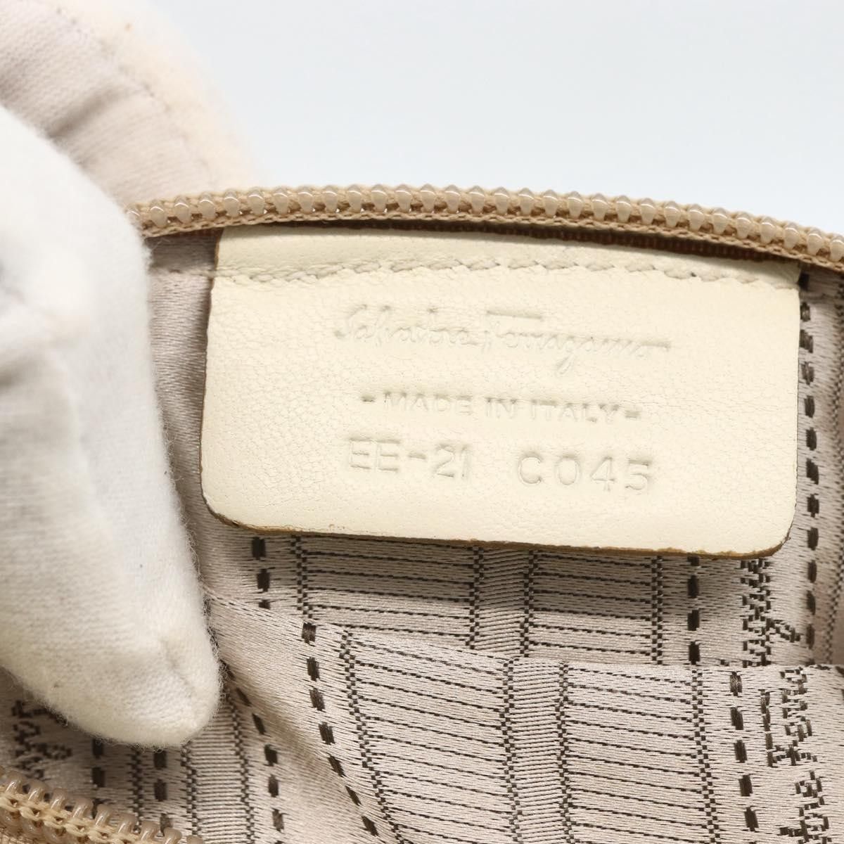 Salvatore Ferragamo Salvatore Ferragamo Vintage Leather Size ONE SIZE - 7 Thumbnail