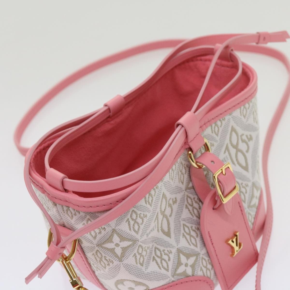 Louis Vuitton Louis Vuitton Noe Purse Size ONE SIZE - 19 Thumbnail