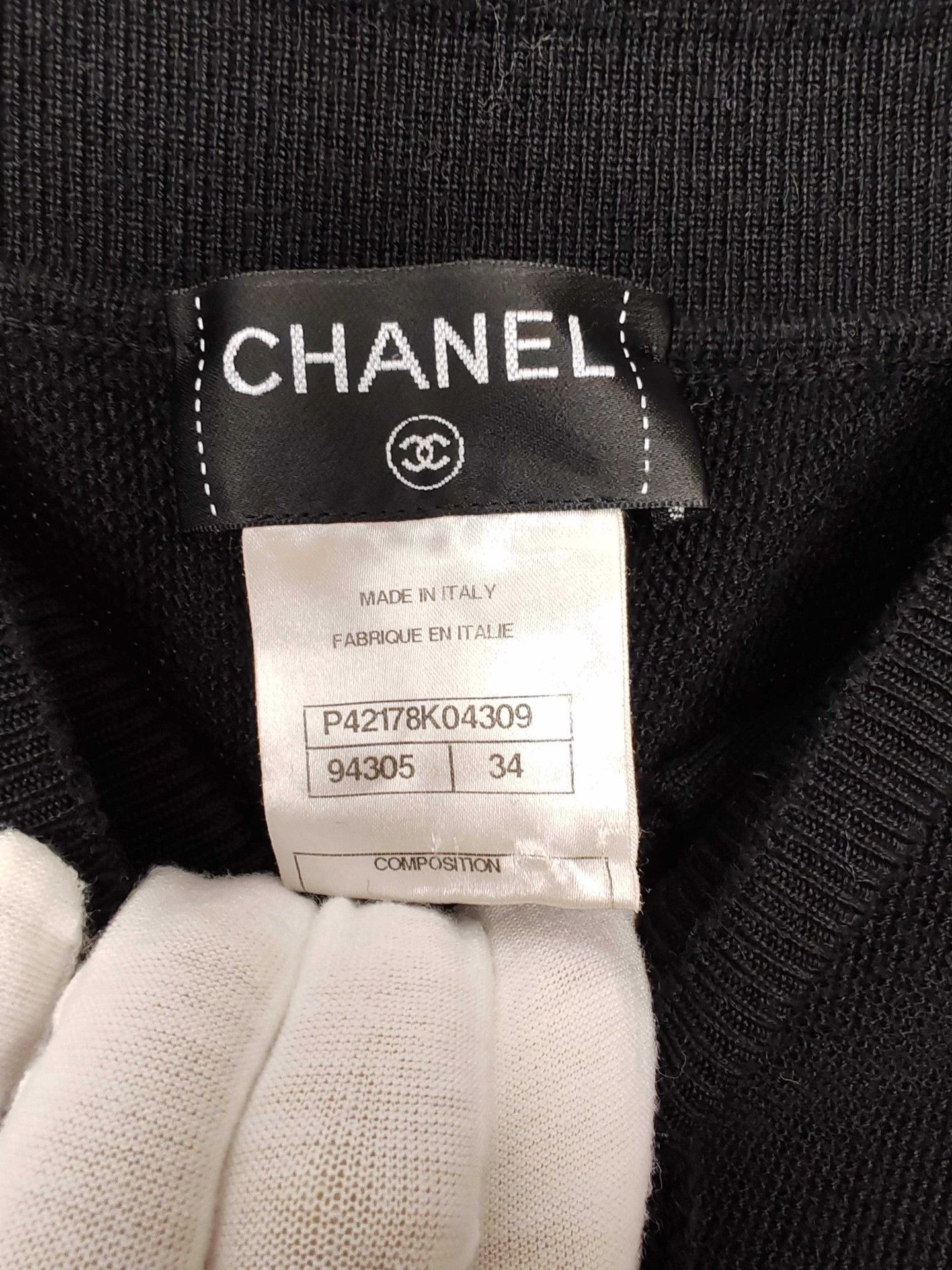 Chanel Chanel Knit Logo Button Pants Size 34 Size 25" / US 0 / IT 36 - 4 Thumbnail