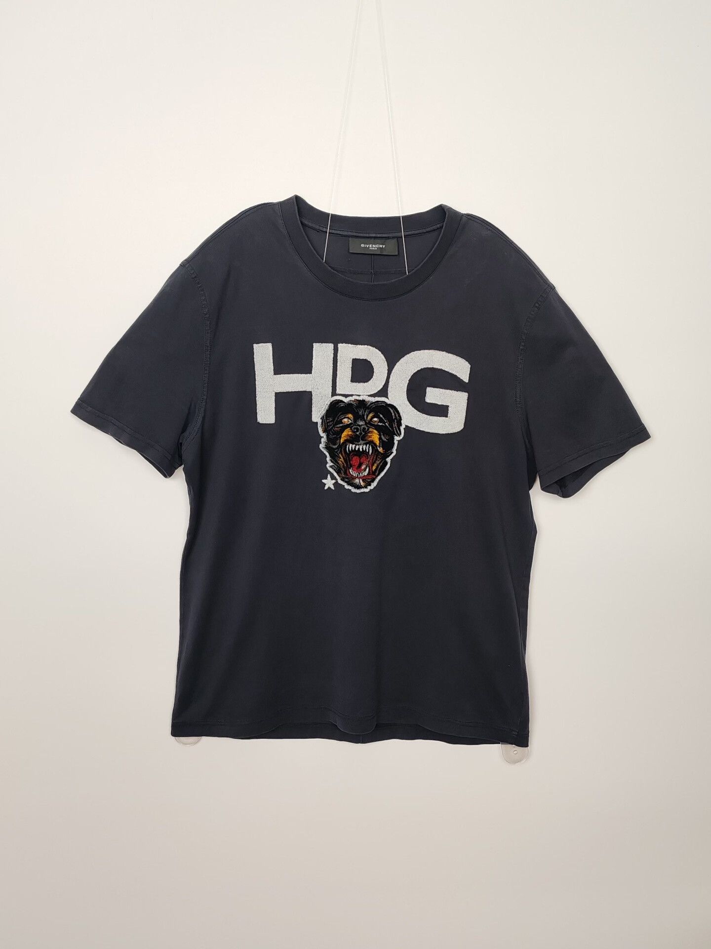 Givenchy Givenchy Rottweiler Graphic T-Shirt Size M Size US M / EU 48-50 / 2 - 2 Thumbnail