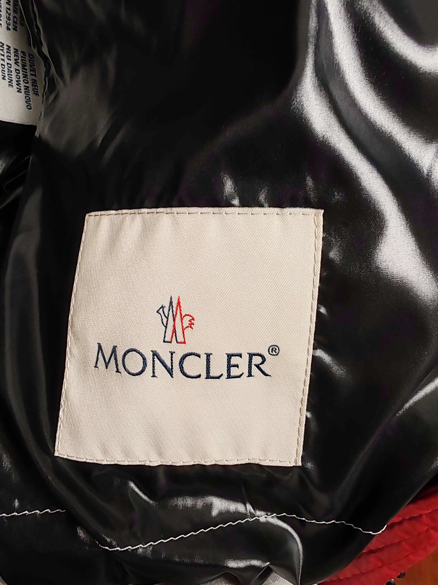 Moncler Moncler Red Down Jacket Size M Size M / US 6-8 / IT 42-44 - 4 Thumbnail