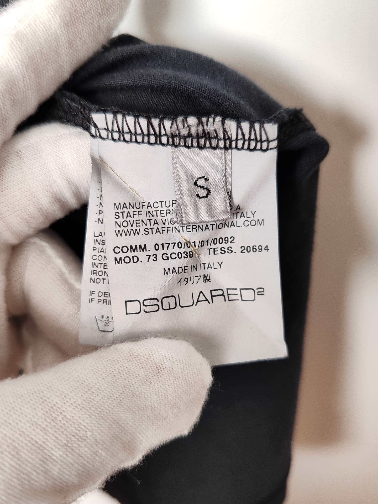 Dsquared2 Dsquared2 Rhinestone Graphic T-Shirt Size S Size US S / EU 44-46 / 1 - 7 Thumbnail