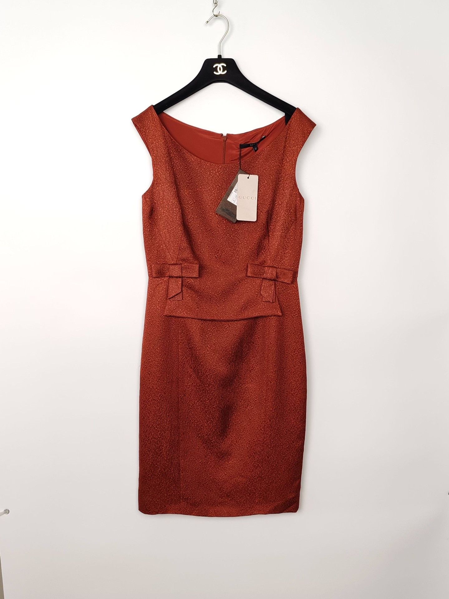 Gucci Gucci Red Wool Silk Bow Midi Dress Size 42 Size M / US 6-8 / IT 42-44 - 2 Thumbnail
