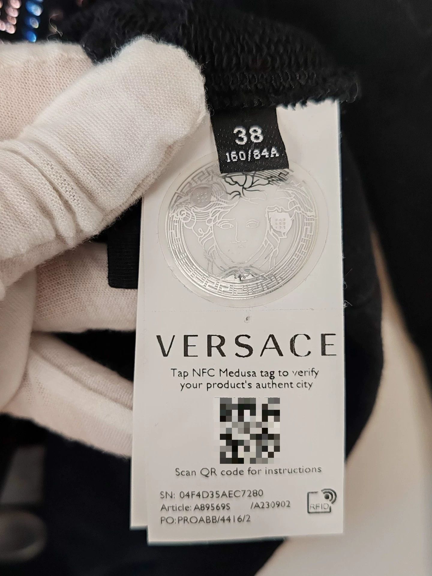Versace Versace Crystal Medusa Hoodie Black Size 38 Size XS / US 0-2 / IT 36-38 - 6 Thumbnail