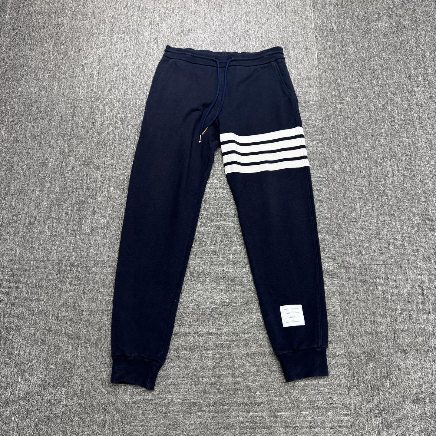 Thom Browne Thom Browne 4-Bar Sweatpants Size 0 Size US 28 / EU 44 - 2 Thumbnail
