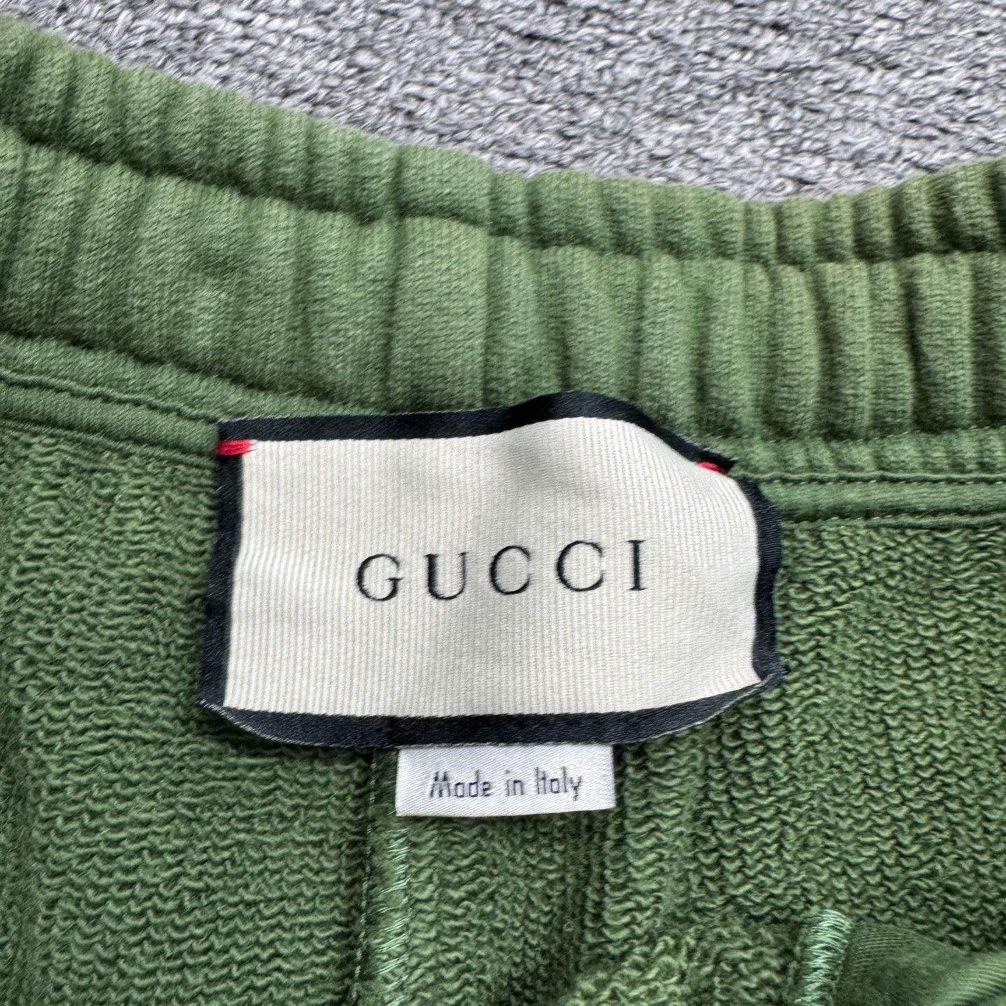 Gucci Gucci Logo Tape Shorts Size S Size US 30 / EU 46 - 3 Thumbnail