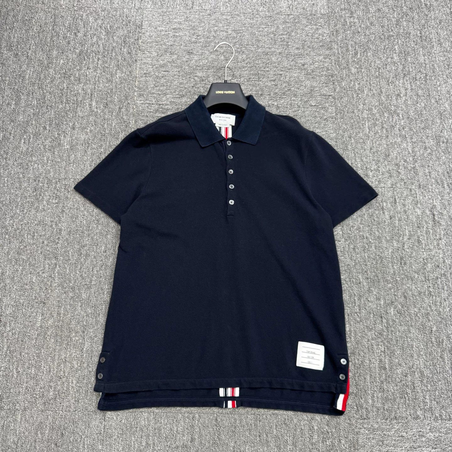 Thom Browne Thom Browne Signature Stripe Polo Size 2 Size US M / EU 48-50 / 2 - 2 Thumbnail