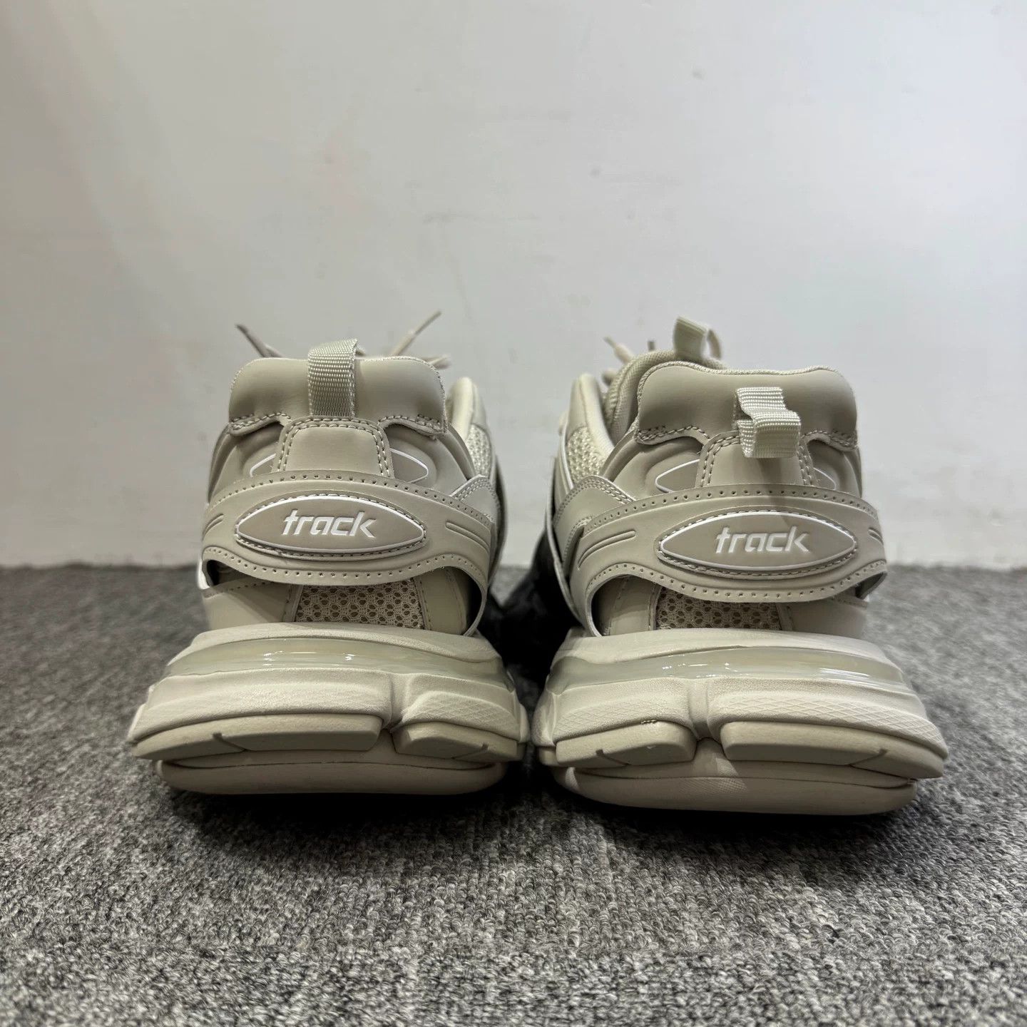 Balenciaga Balenciaga Gradient Track Sneakers US 11 Size US 11 / EU 44 - 4 Thumbnail