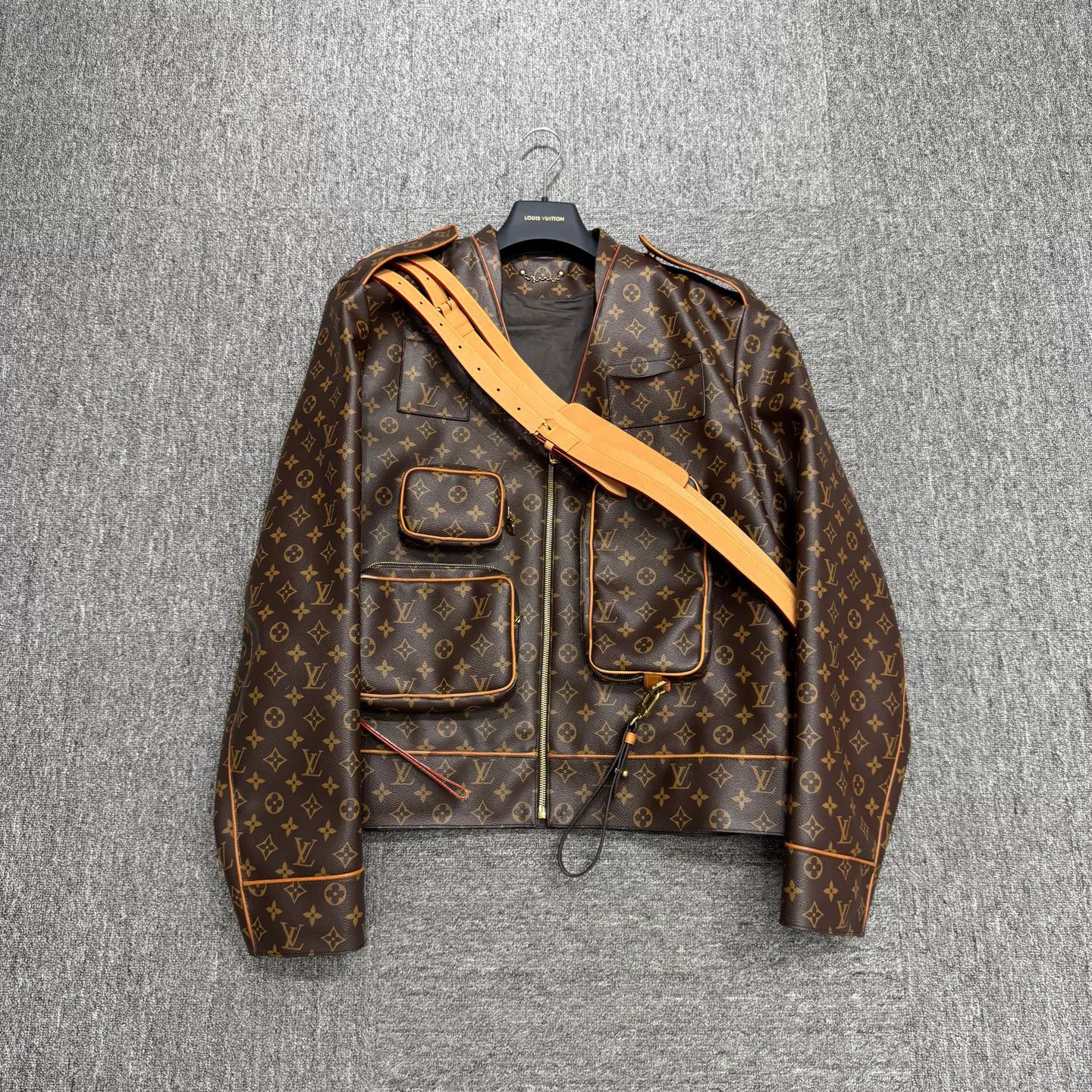 Louis Vuitton Louis Vuitton Monogram Jacket Size L Size US L / EU 52-54 / 3 - 2 Thumbnail