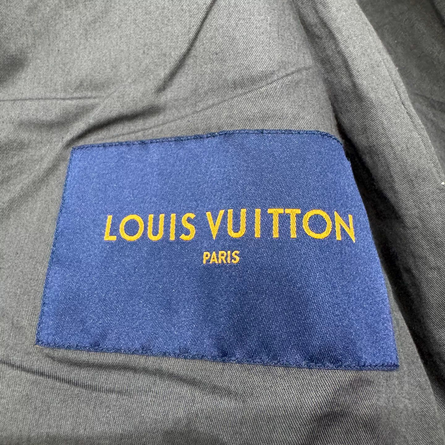 Louis Vuitton Louis Vuitton Monogram Jacket Size L Size US L / EU 52-54 / 3 - 3 Thumbnail