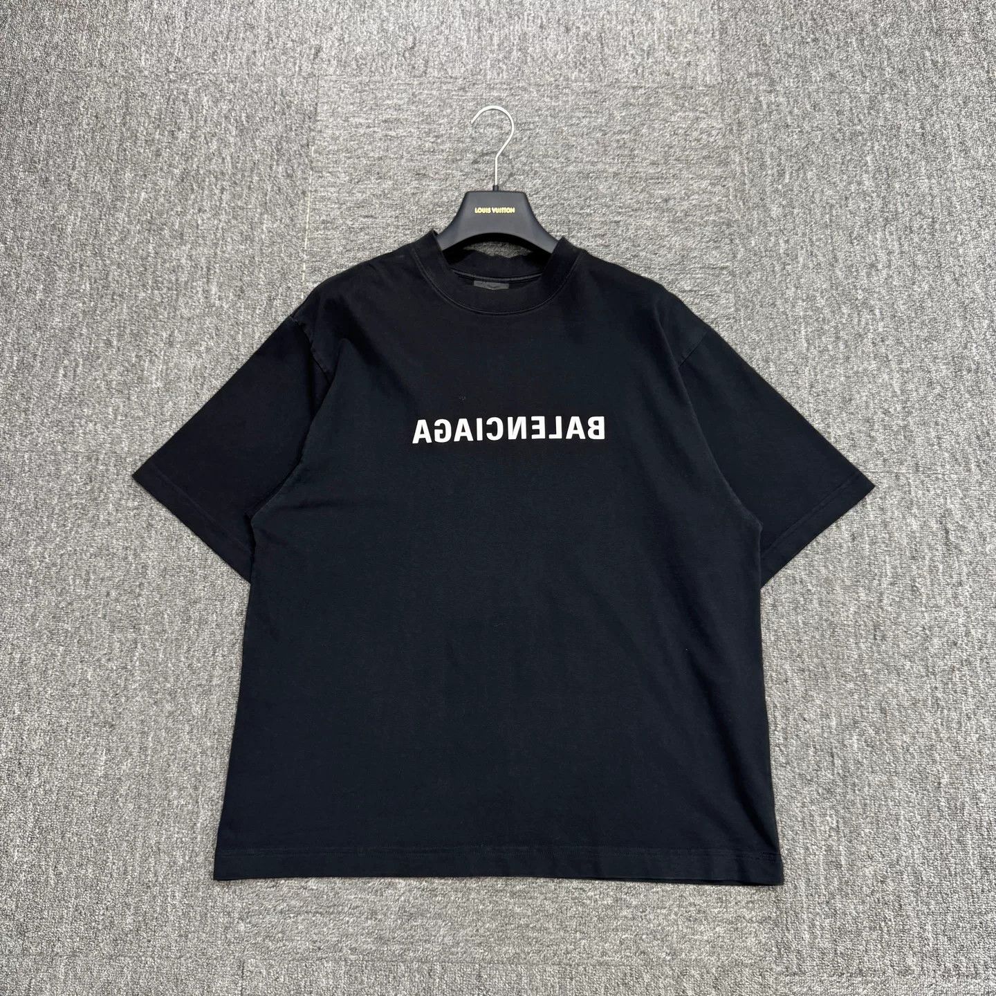 Balenciaga Balenciaga Reversed Logo T-Shirt Size XS Size US XS / EU 42 / 0 - 2 Thumbnail