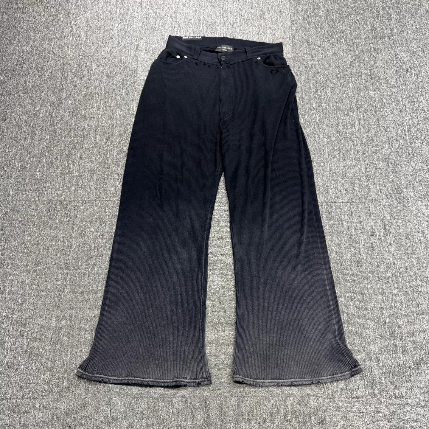 Balenciaga Balenciaga Pleated Gradient Pants Size XS Size US 28 / EU 44 - 2 Thumbnail