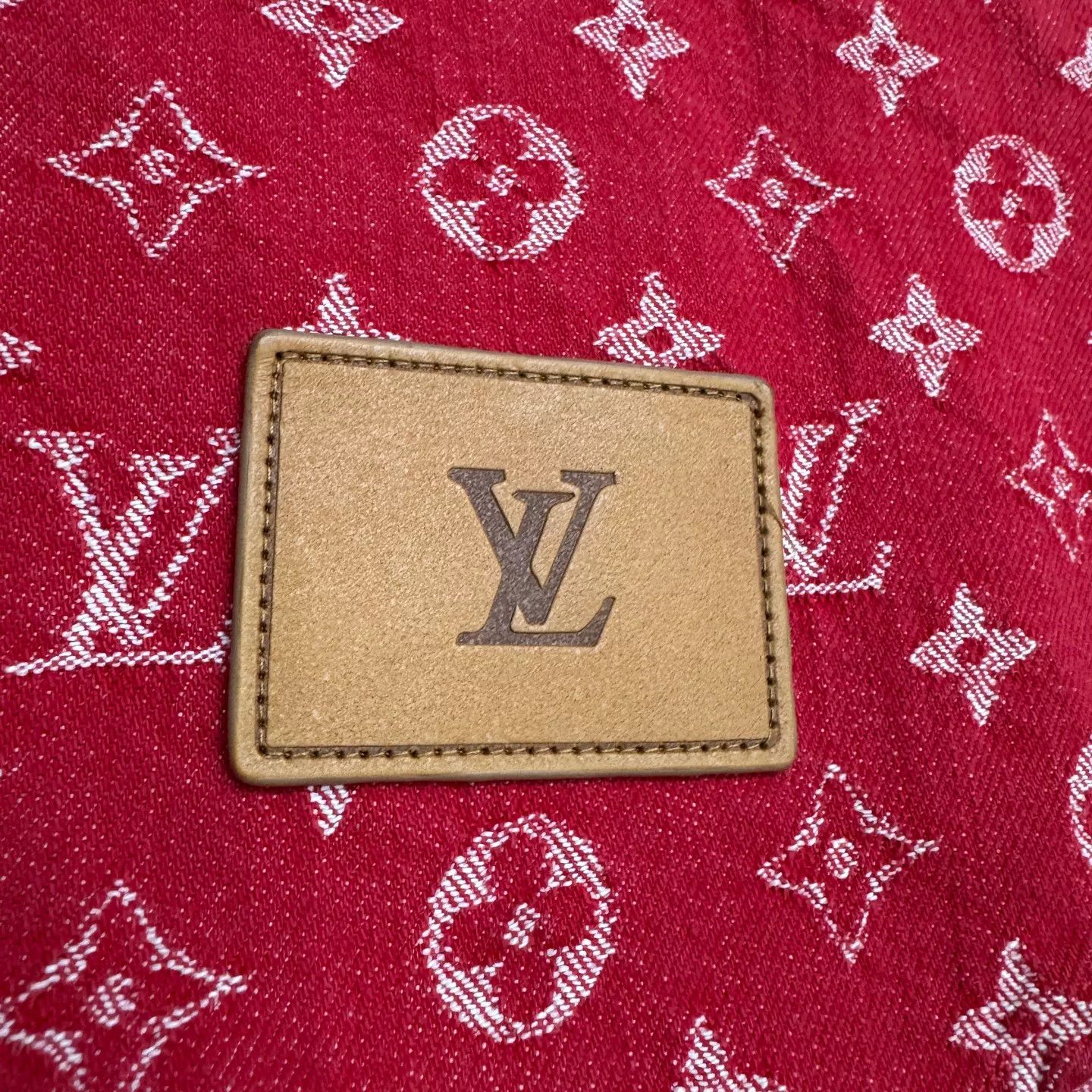 Louis Vuitton Louis Vuitton x Supreme Monogram Jersey L Size US L / EU 52-54 / 3 - 3 Thumbnail