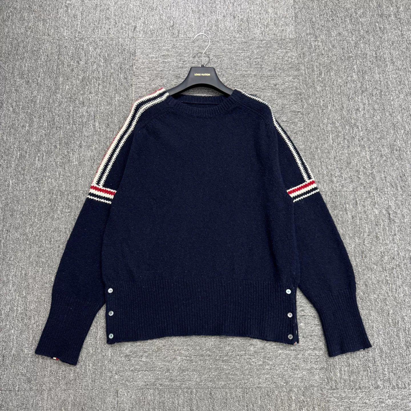 Thom Browne Thom Browne Stripe Trim Wool Mohair Sweater Size M Size US M / EU 48-50 / 2 - 2 Thumbnail