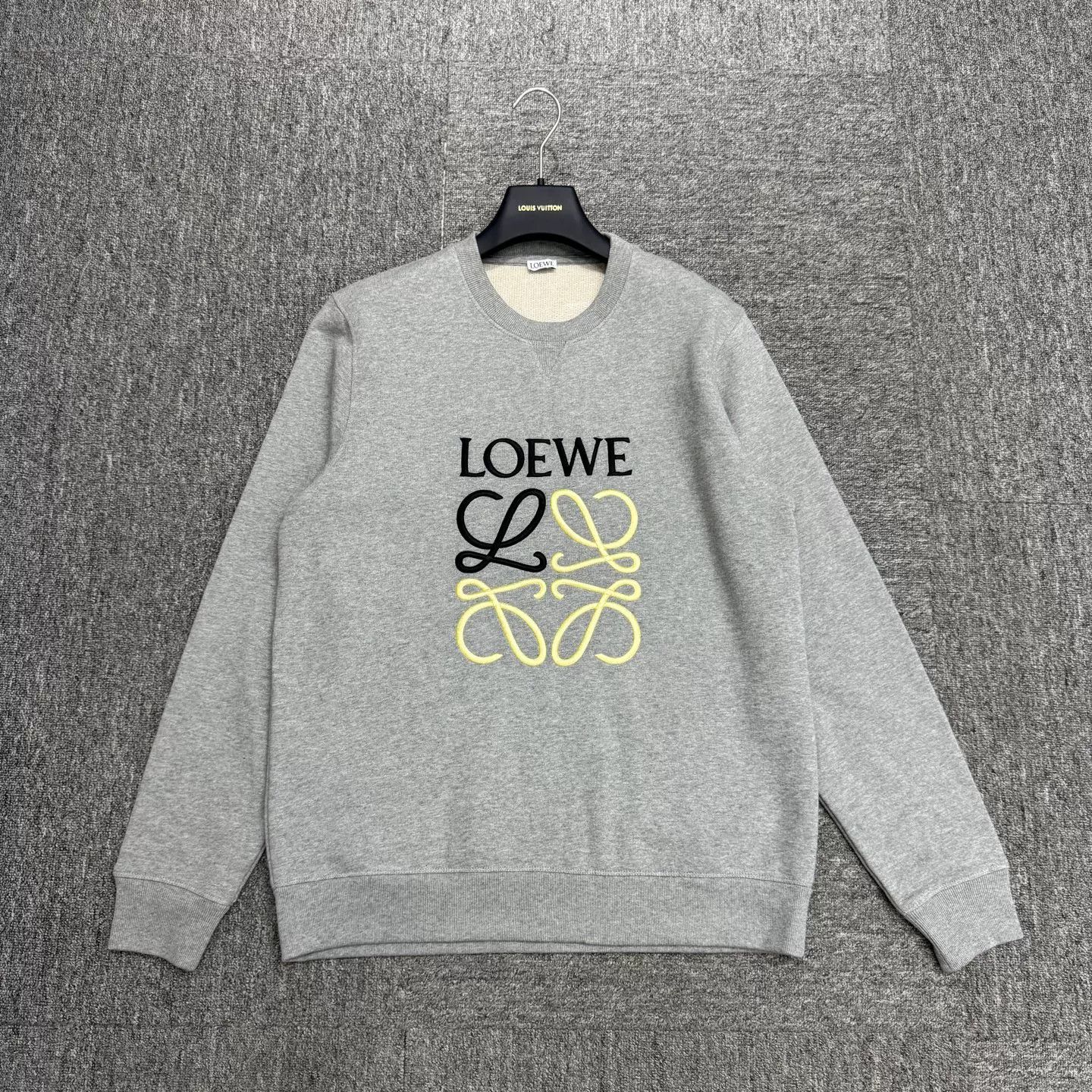 Loewe Loewe Embroidered Logo Sweatshirt Size L Size US L / EU 52-54 / 3 - 2 Thumbnail