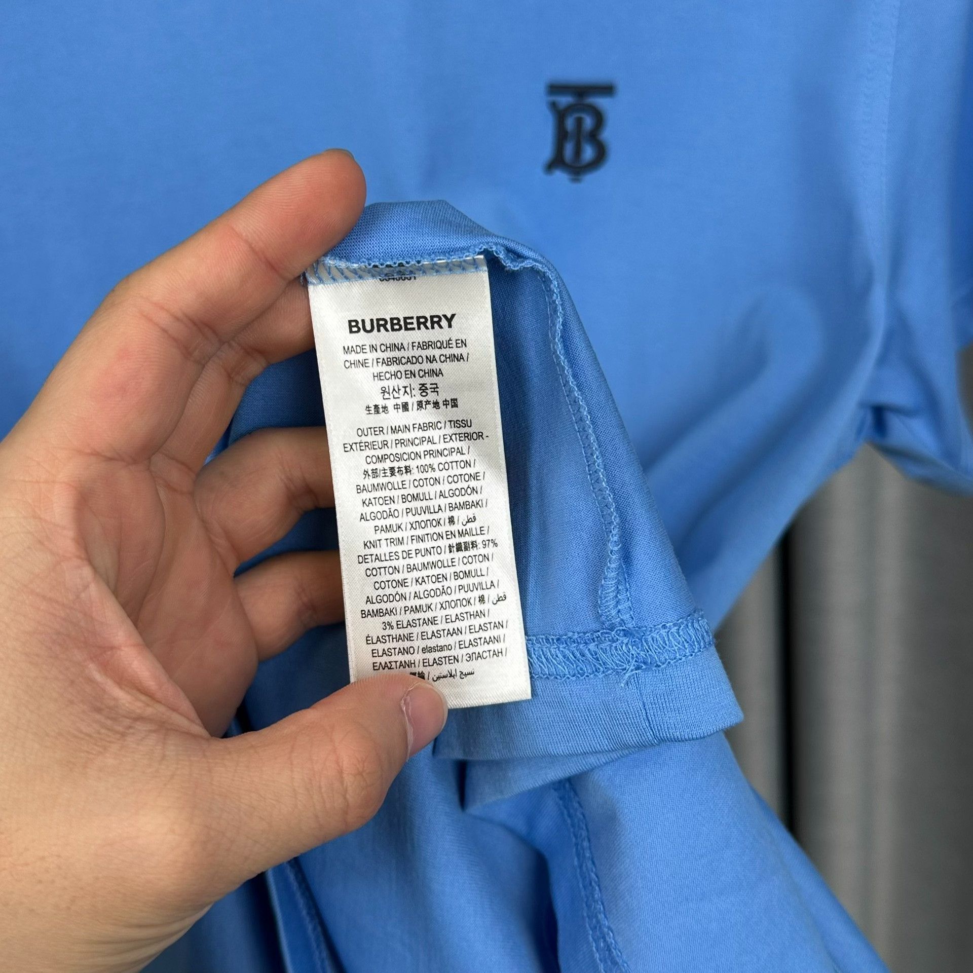 Burberry Burberry TB Logo T-Shirt Size L Size US L / EU 52-54 / 3 - 5 Thumbnail