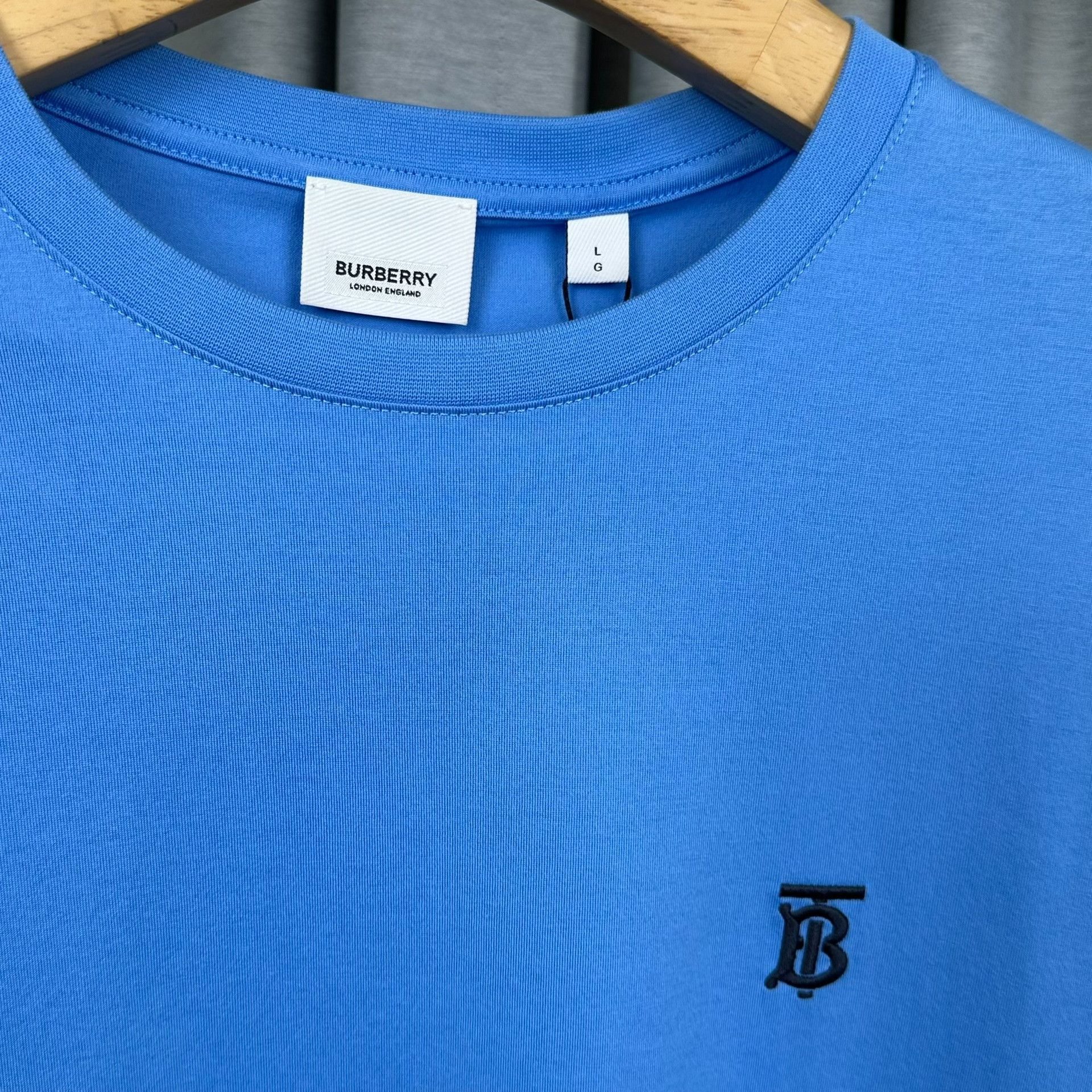 Burberry Burberry TB Logo T-Shirt Size L Size US L / EU 52-54 / 3 - 4 Thumbnail