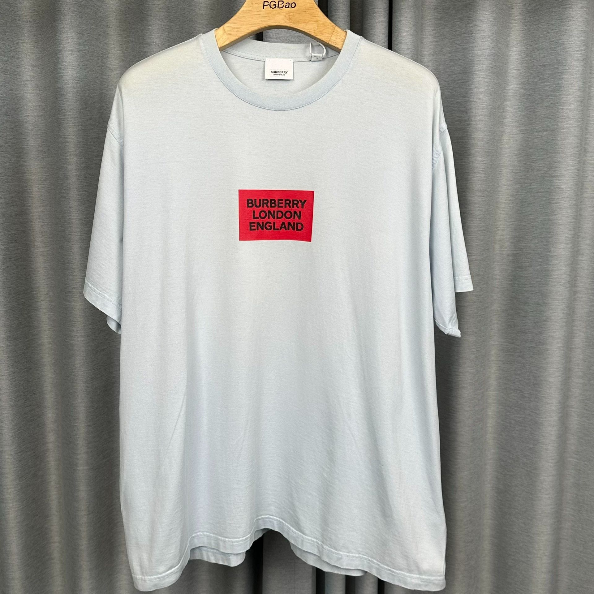 Burberry Burberry Red Logo Graphic T-Shirt Size XL Size US XL / EU 56 / 4 - 2 Thumbnail