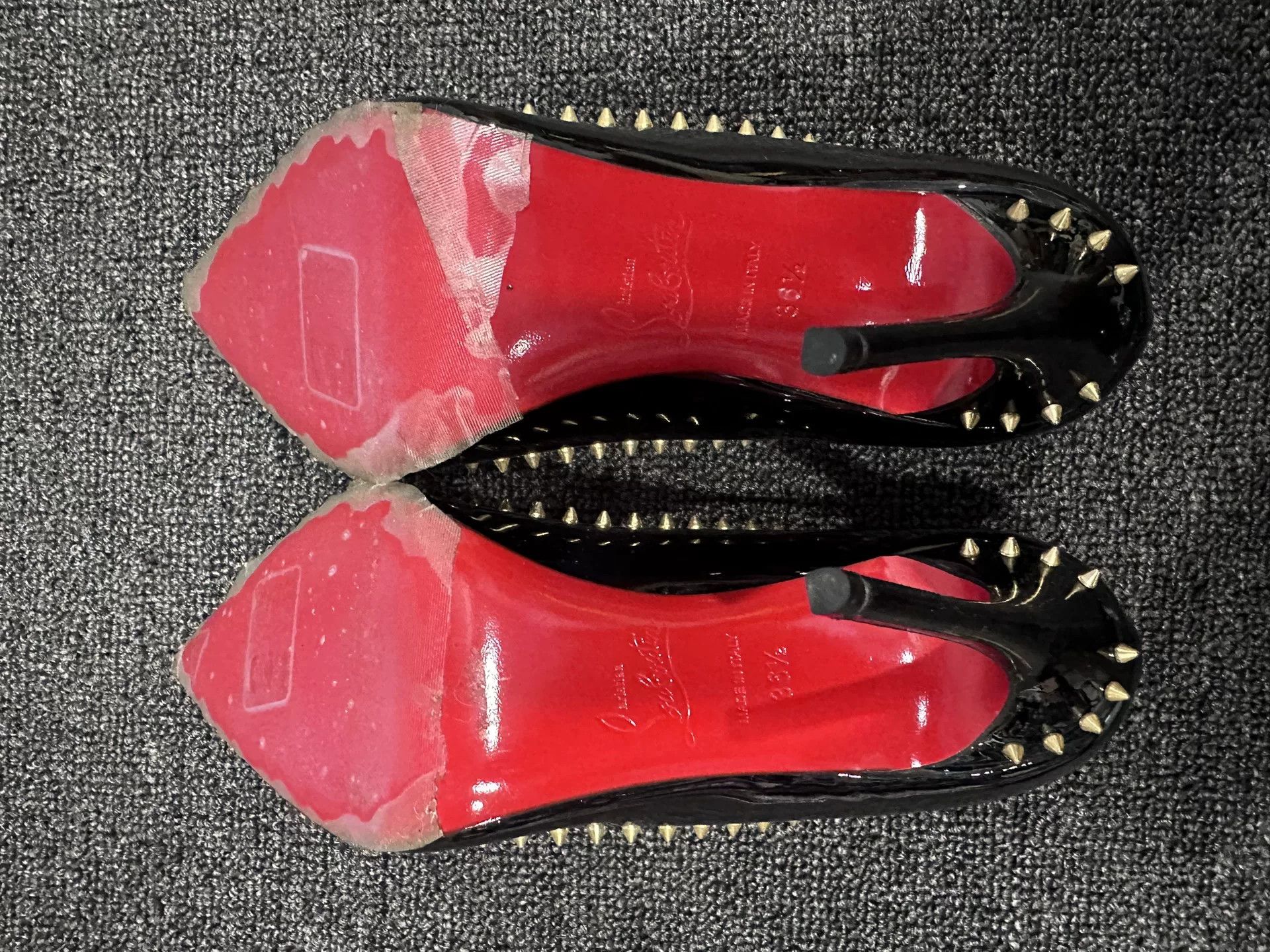 Christian Louboutin Christian Louboutin Spiked Patent Heels 36.5 Size US 6.5 / IT 36.5 - 6 Thumbnail