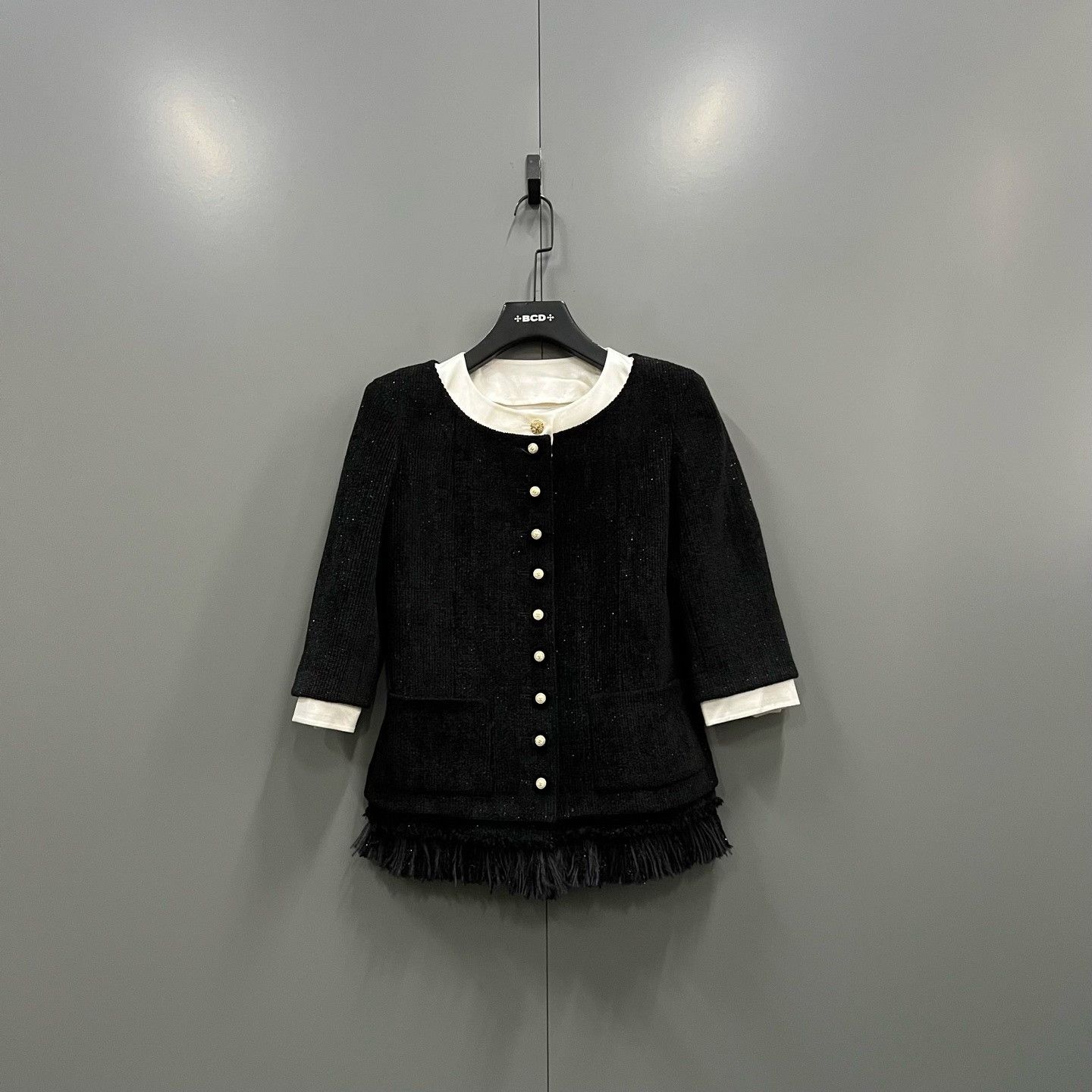 Chanel Chanel Black Tweed Jacket Size 34 Size XS / US 0-2 / IT 36-38 - 2 Thumbnail
