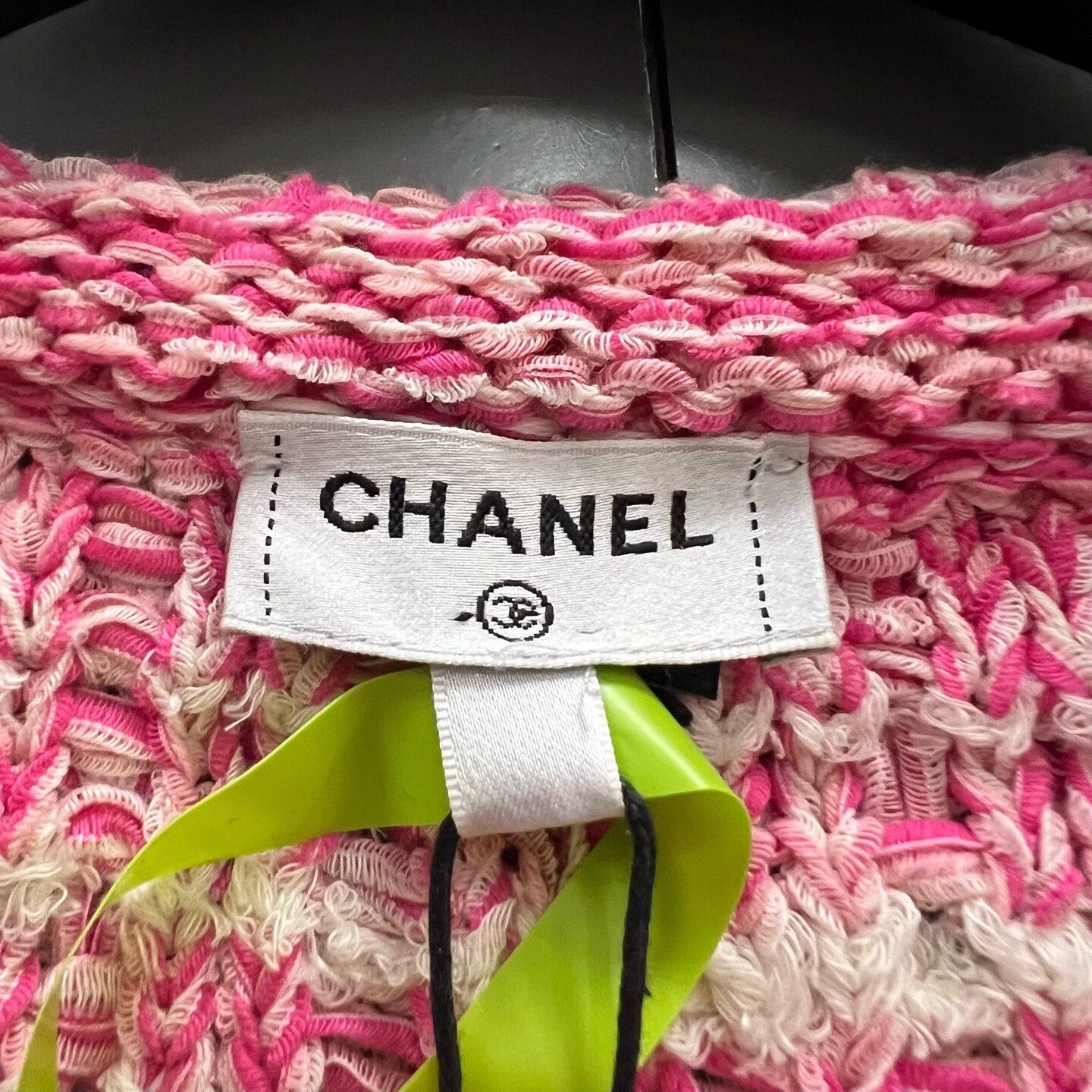 Chanel Chanel Pink Tweed Fringe Jacket Size 38 Size S / US 4 / IT 40 - 4 Thumbnail