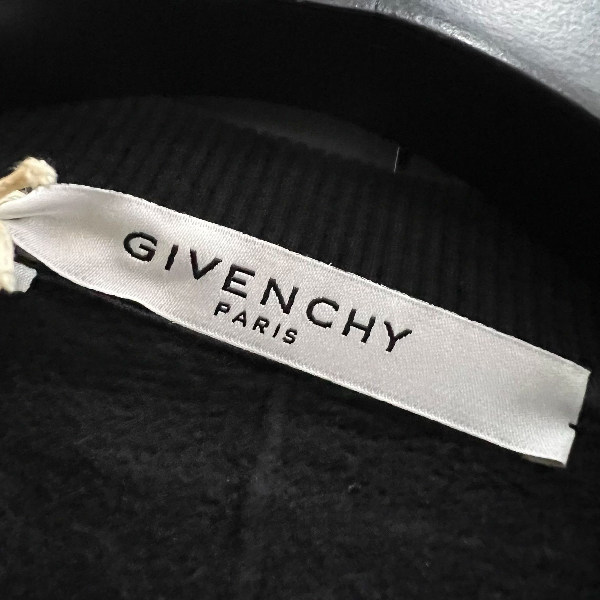 Givenchy Givenchy Geometric Graphic Print Sweatshirt Size S Size US S / EU 44-46 / 1 - 5 Thumbnail