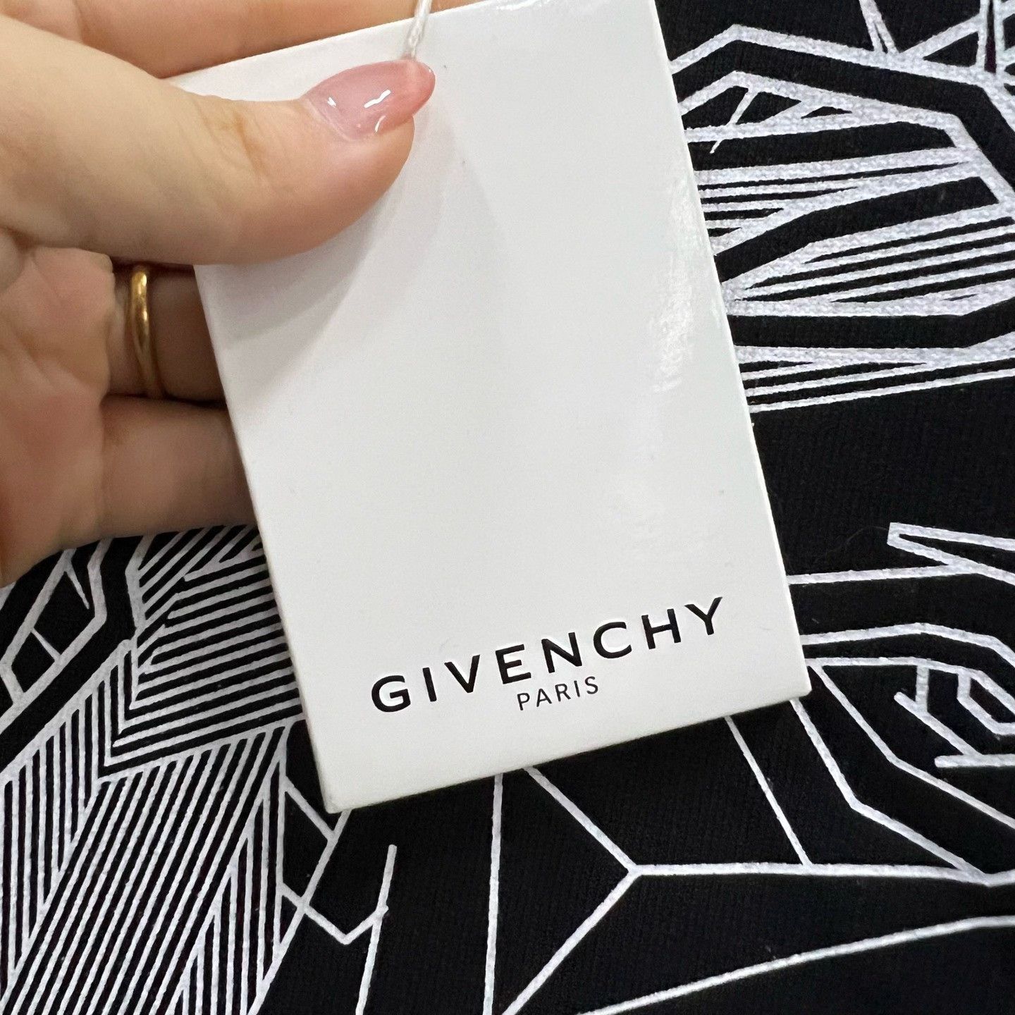 Givenchy Givenchy Geometric Graphic Print Sweatshirt Size S Size US S / EU 44-46 / 1 - 4 Thumbnail