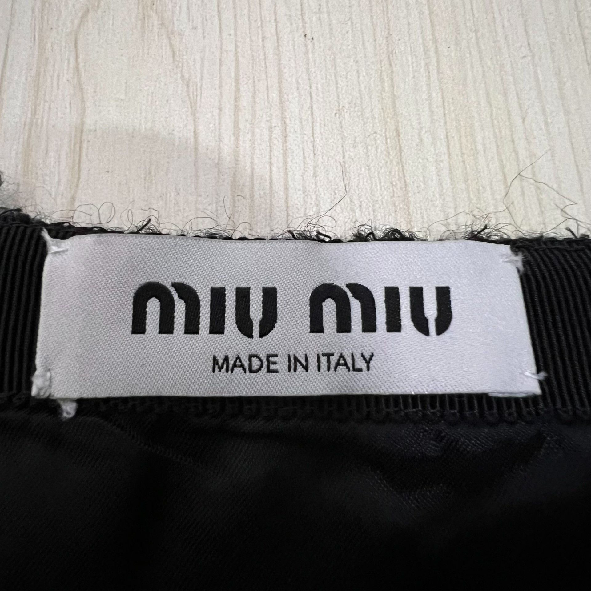 Miu Miu Miu Miu Herringbone Mini Skirt Size 36 Size 25" / US 0 / IT 36 - 4 Thumbnail
