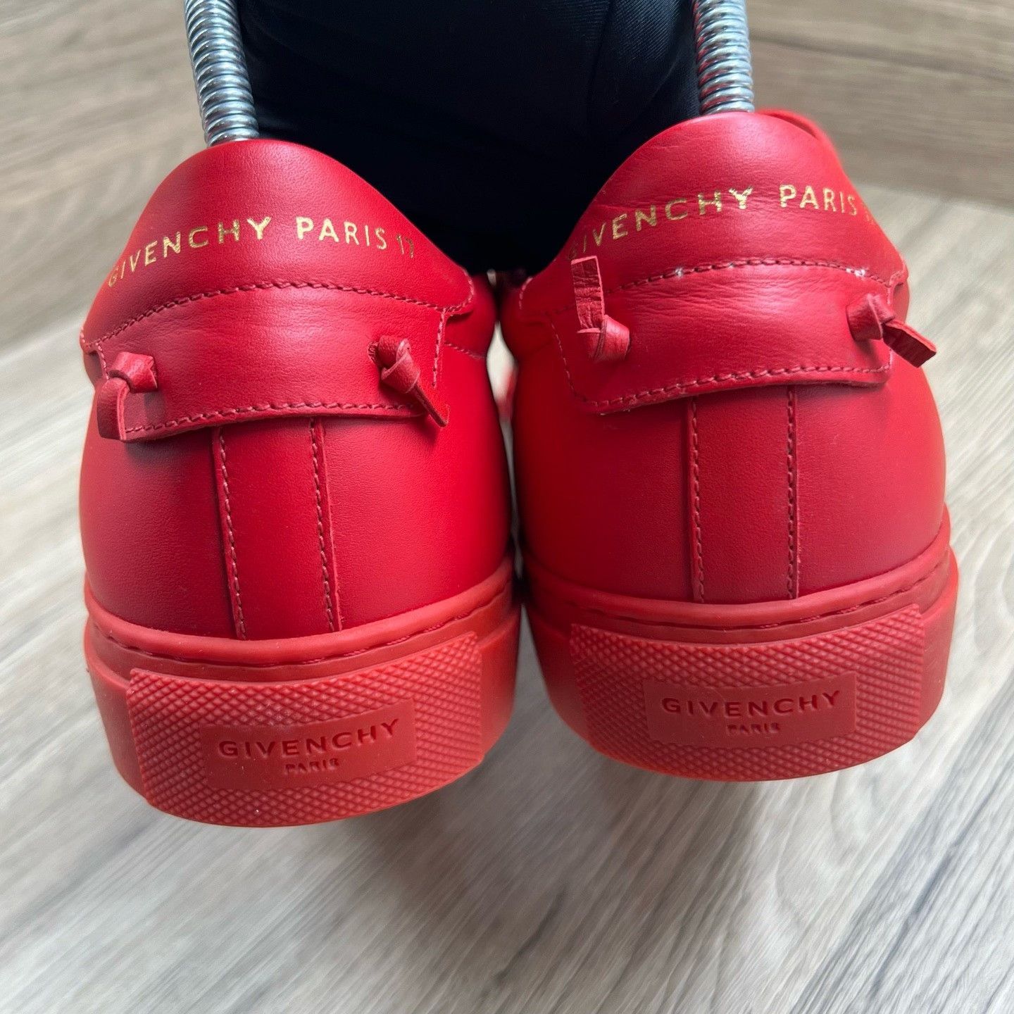 Givenchy Givenchy Red Low-Top Sneakers US 7 / EU 40 Size US 7 / EU 40 - 5 Thumbnail