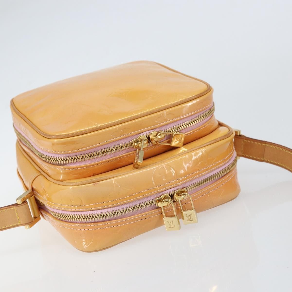 Louis Vuitton Louis Vuitton Wooster Handbag Monogram Vernis Size ONE SIZE - 16 Thumbnail