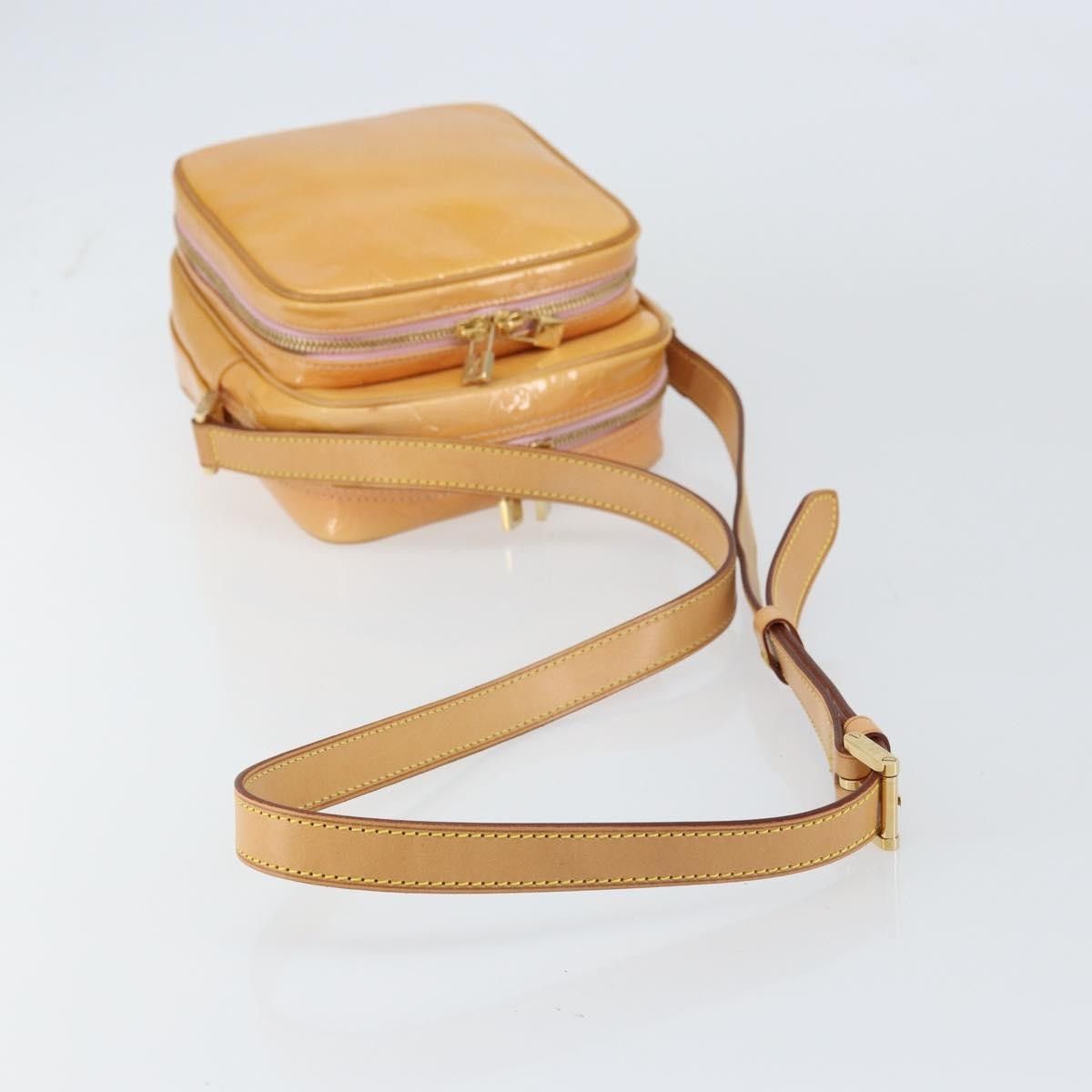 Louis Vuitton Louis Vuitton Wooster Handbag Monogram Vernis Size ONE SIZE - 8 Thumbnail