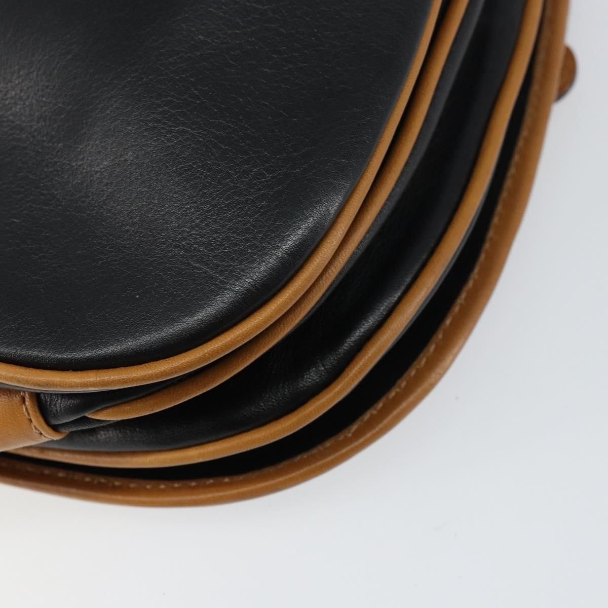 Celine Celine Vintage Shoulder Bag Leather Size ONE SIZE - 12 Thumbnail