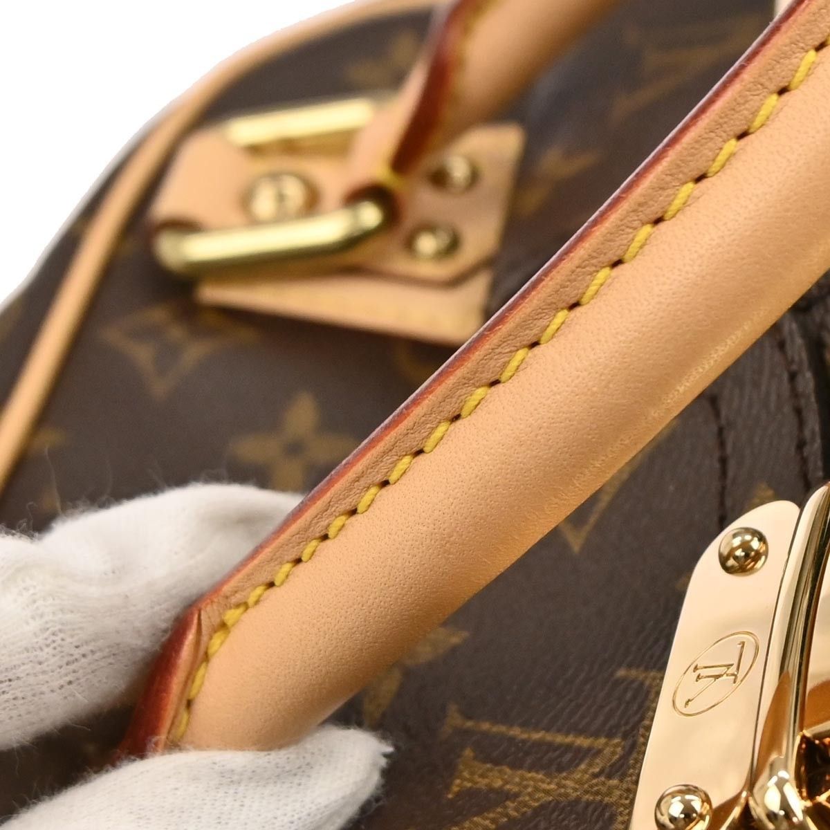 Louis Vuitton Louis Vuitton Manhattan Handbag Monogram Canvas Size ONE SIZE - 6 Thumbnail