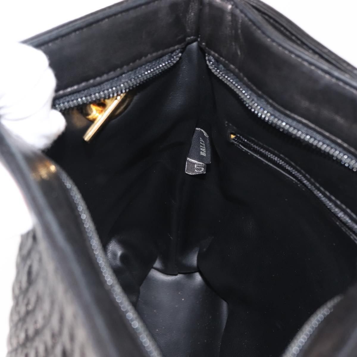 Bally Bally Vintage Chain Quilted Leather Size ONE SIZE - 7 Thumbnail