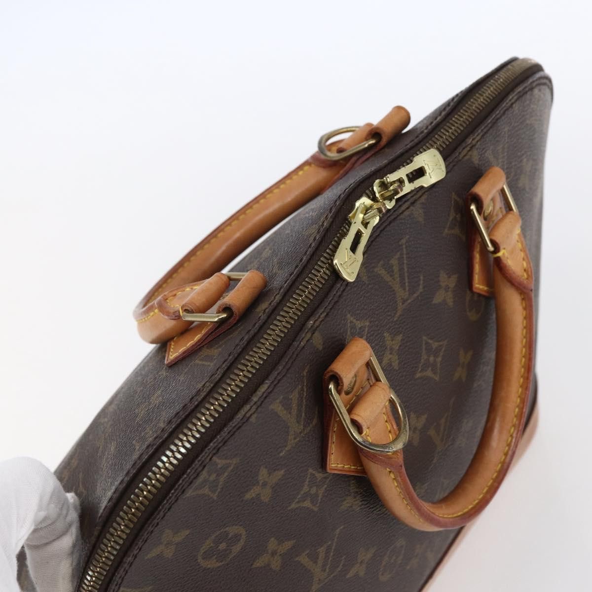 Louis Vuitton Louis Vuitton Alma Handbag Monogram Canvas Size ONE SIZE - 6 Thumbnail