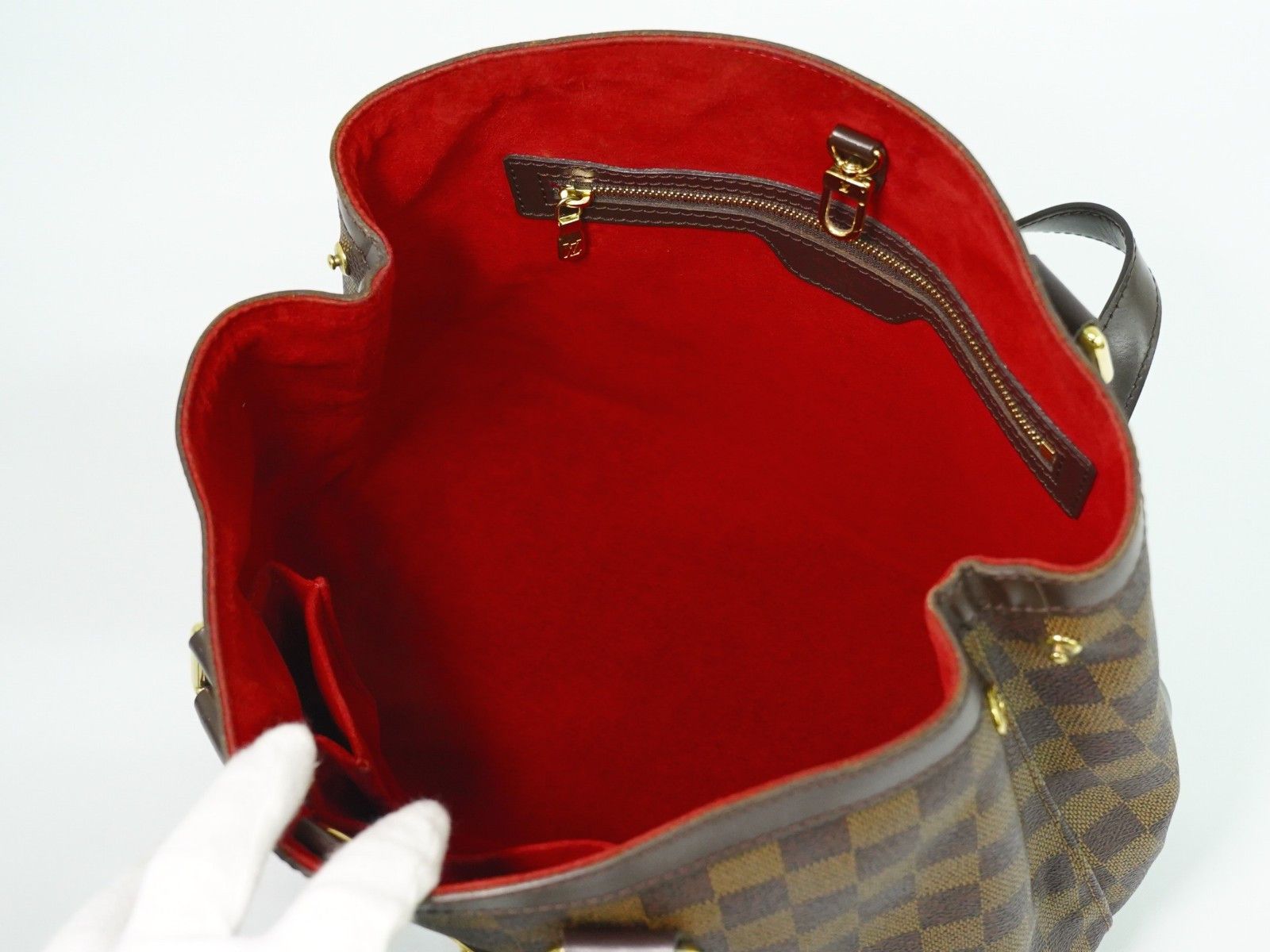 Louis Vuitton Louis Vuitton Hampstead Handbag Damier Size ONE SIZE - 4 Thumbnail