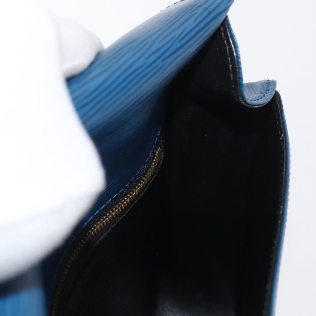Louis Vuitton Louis Vuitton Saint Cloud Handbag Epi Leather Size ONE SIZE - 20 Thumbnail