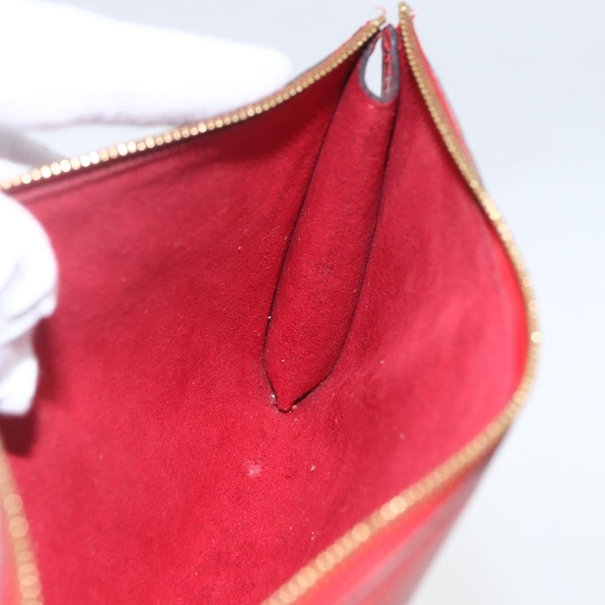 Louis Vuitton Louis Vuitton Pochette Accessoires Epi Leather Size ONE SIZE - 19 Thumbnail
