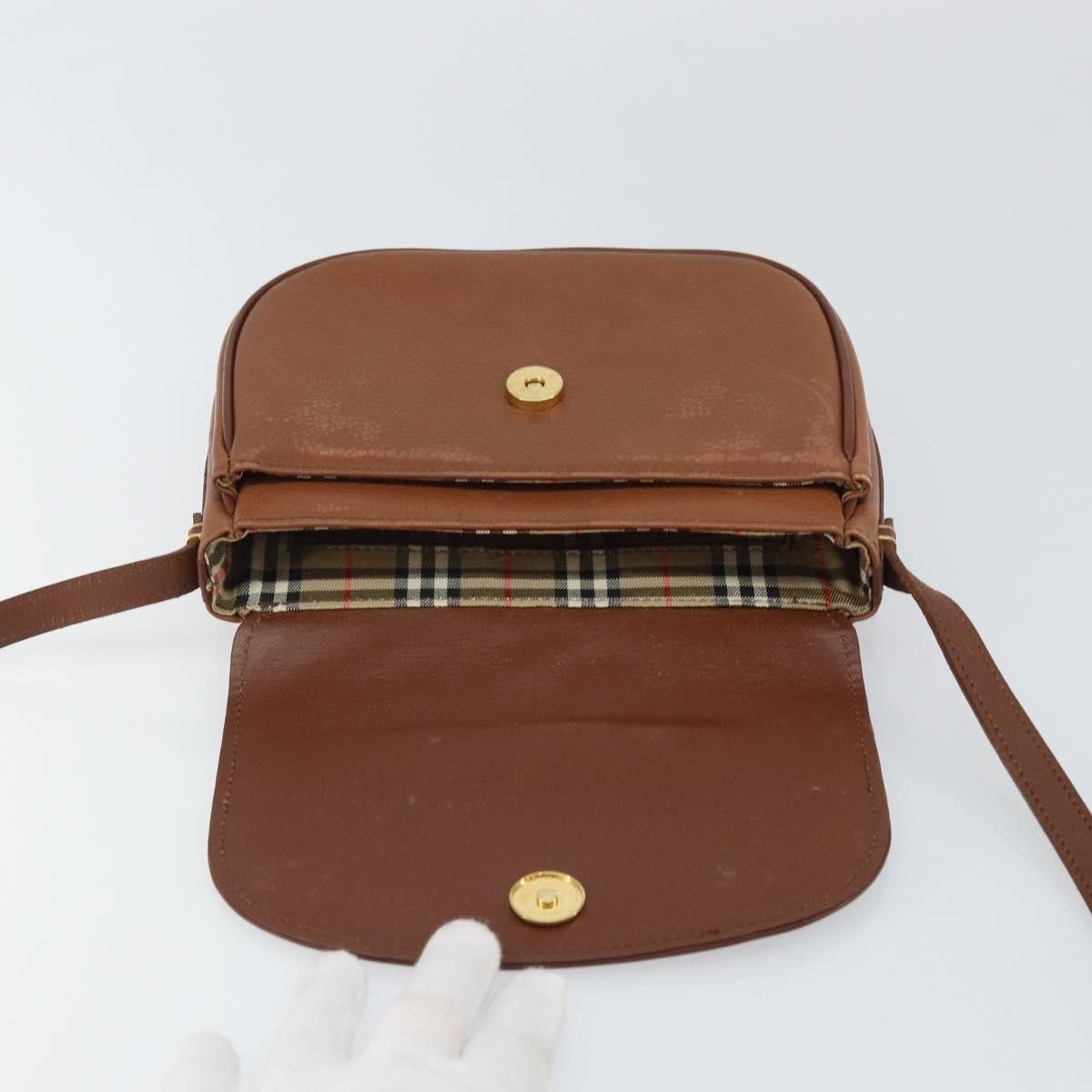 Burberry Burberry Vintage Flap Leather Size ONE SIZE - 13 Thumbnail