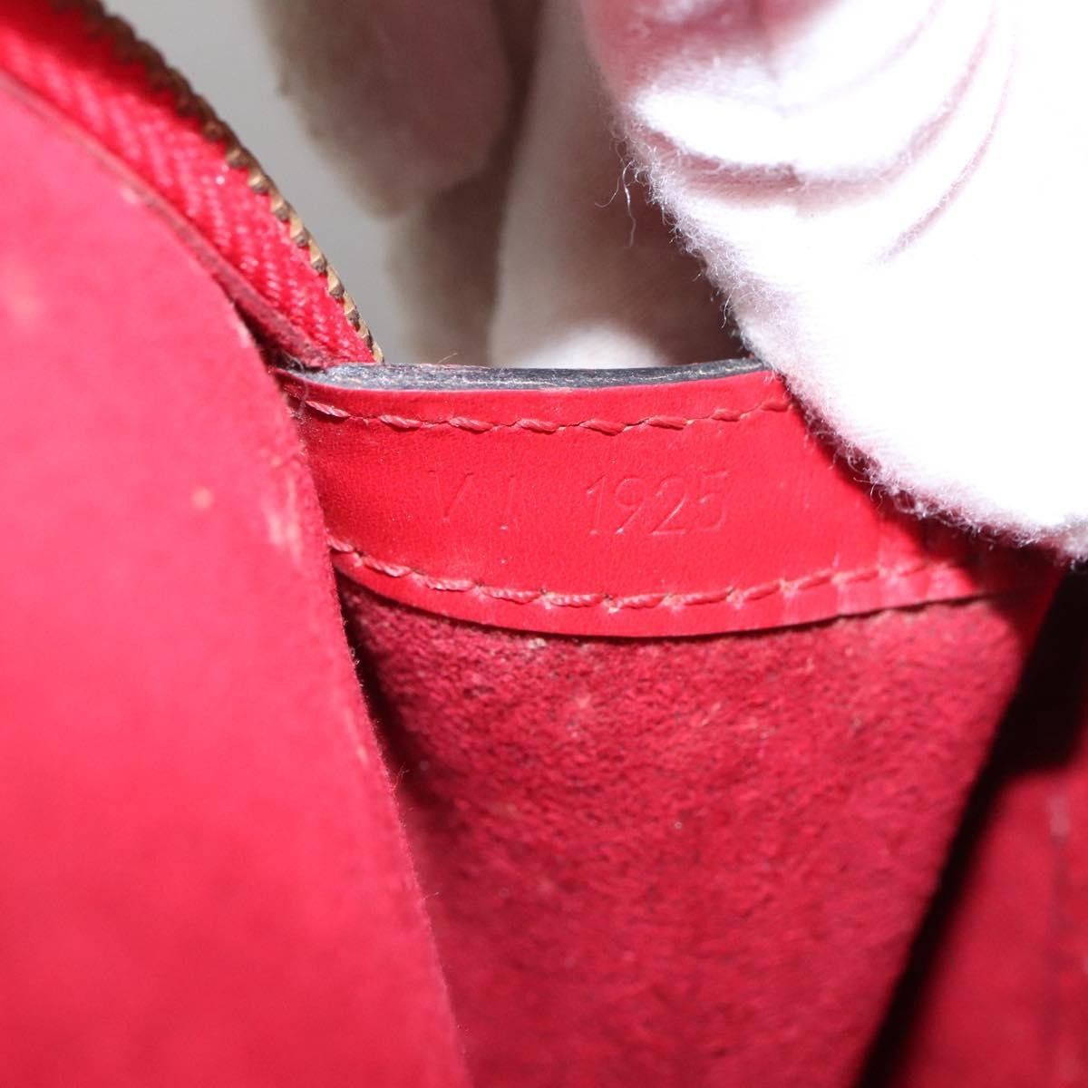 Louis Vuitton Louis Vuitton Lussac Epi Leather Size ONE SIZE - 7 Thumbnail