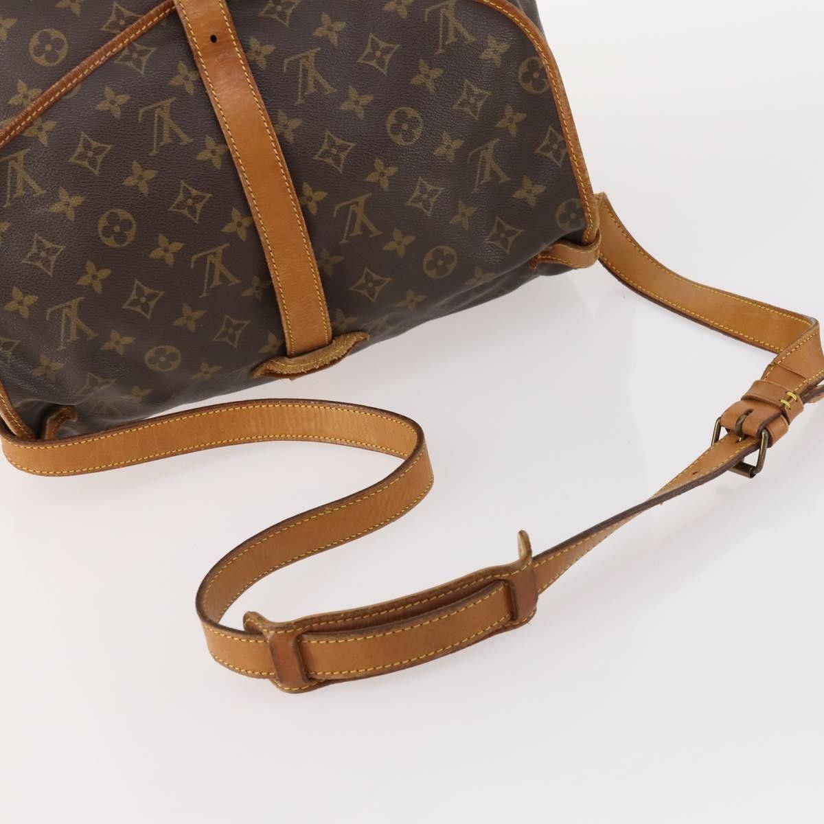 Louis Vuitton Louis Vuitton Saumur Handbag Monogram Canvas Size ONE SIZE - 8 Thumbnail