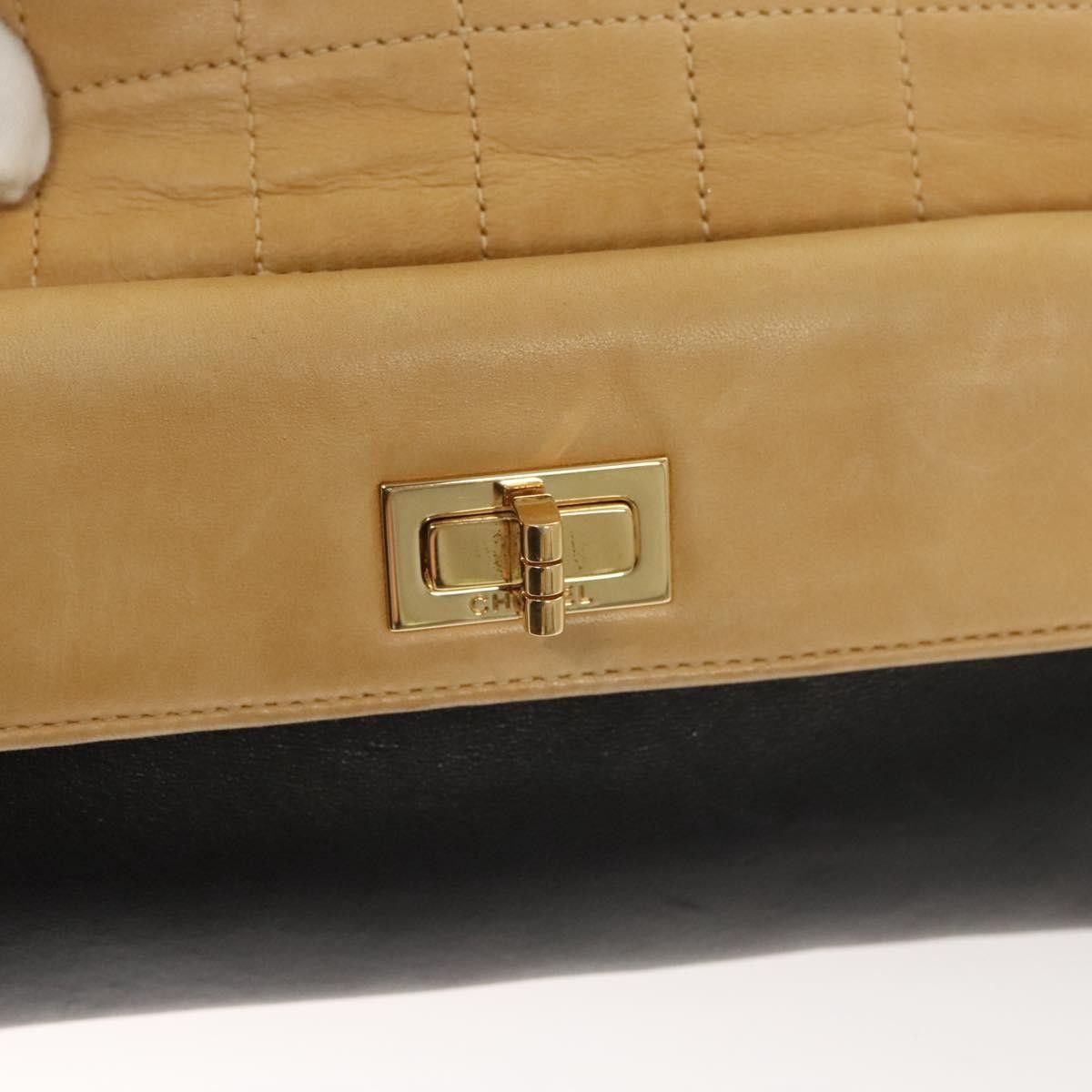 Chanel Chanel Chocolate Bar CC Quilted Lambskin Size ONE SIZE - 19 Thumbnail