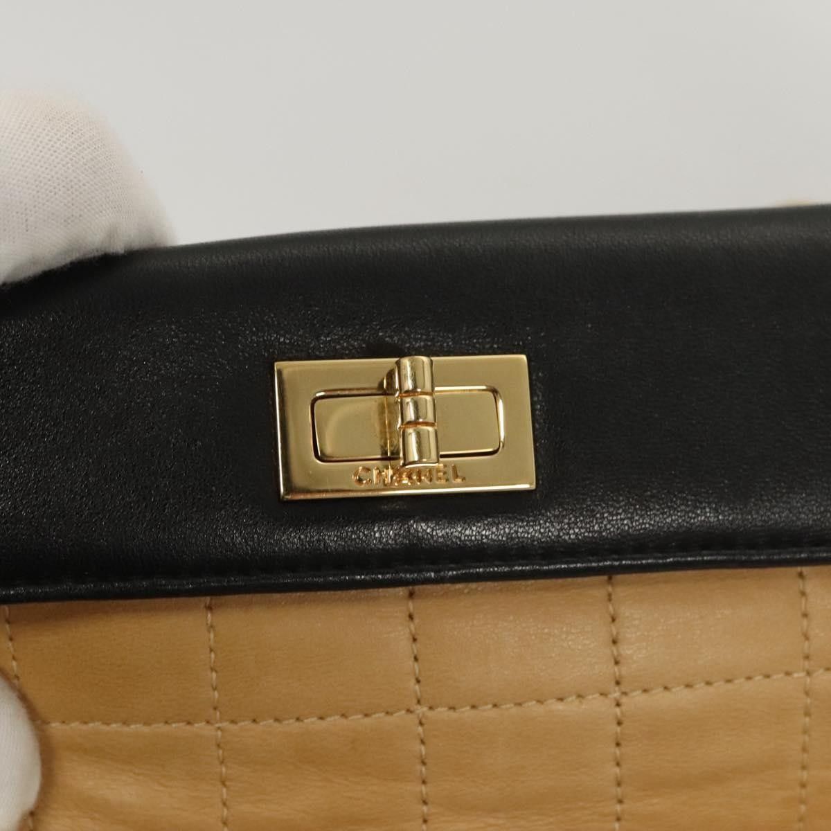 Chanel Chanel Chocolate Bar CC Quilted Lambskin Size ONE SIZE - 18 Thumbnail