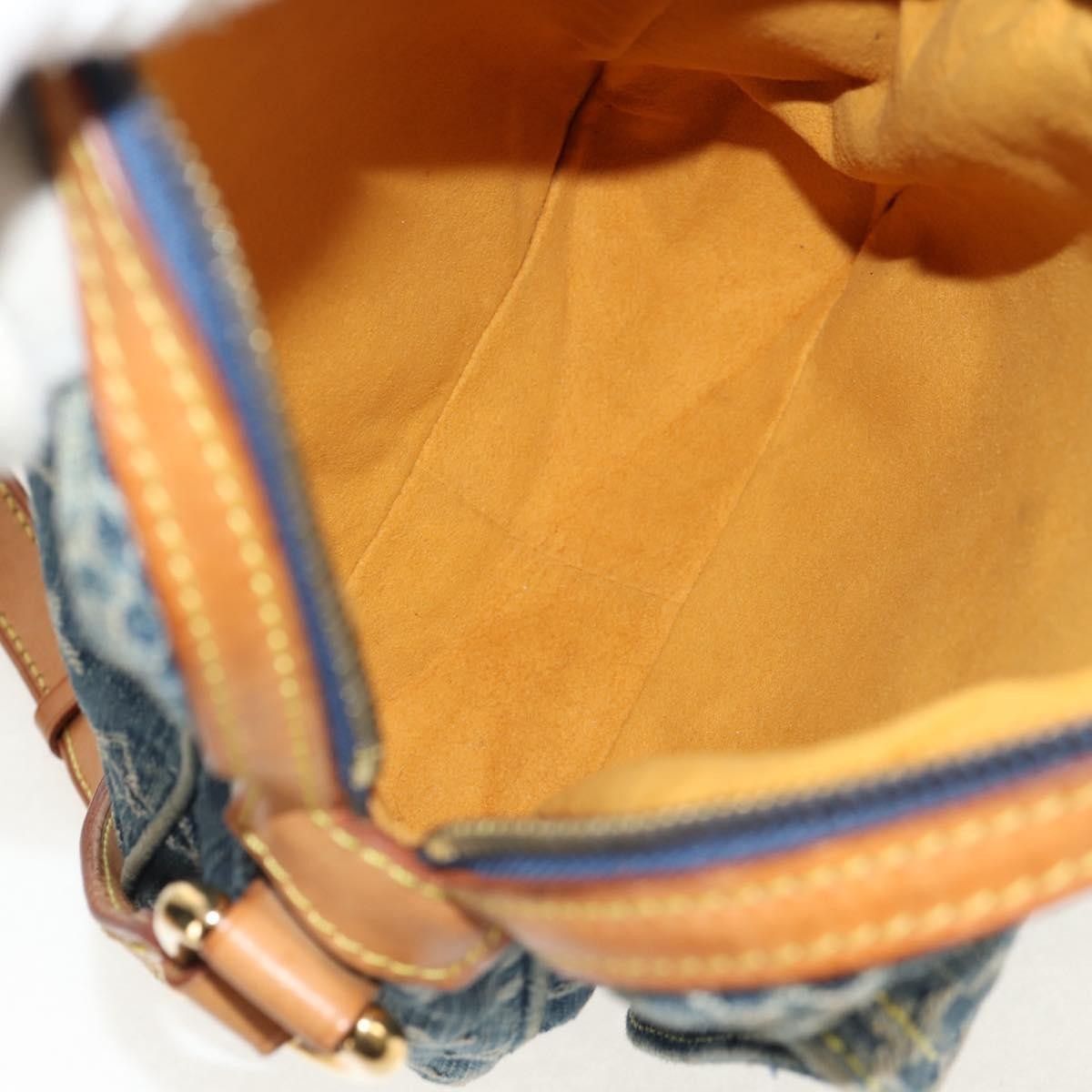 Louis Vuitton Louis Vuitton Camera Bag Monogram Denim Size ONE SIZE - 5 Thumbnail