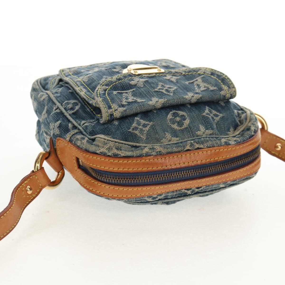 Louis Vuitton Louis Vuitton Camera Bag Monogram Denim Size ONE SIZE - 17 Thumbnail