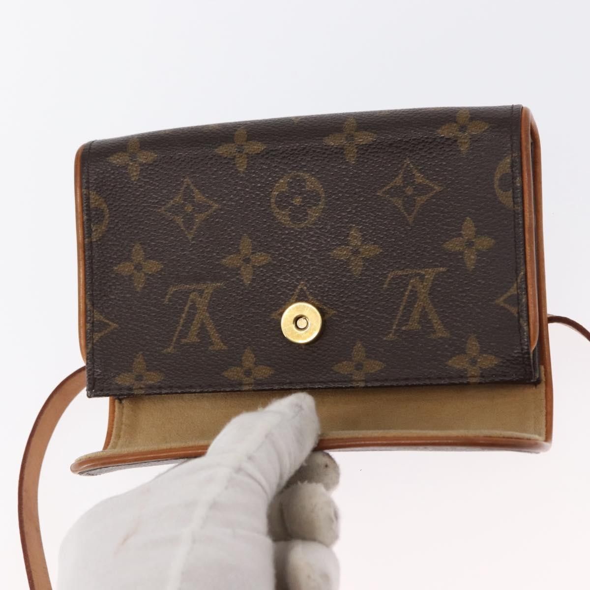 Louis Vuitton Louis Vuitton Florentine Waist Monogram Canvas Size ONE SIZE - 13 Thumbnail