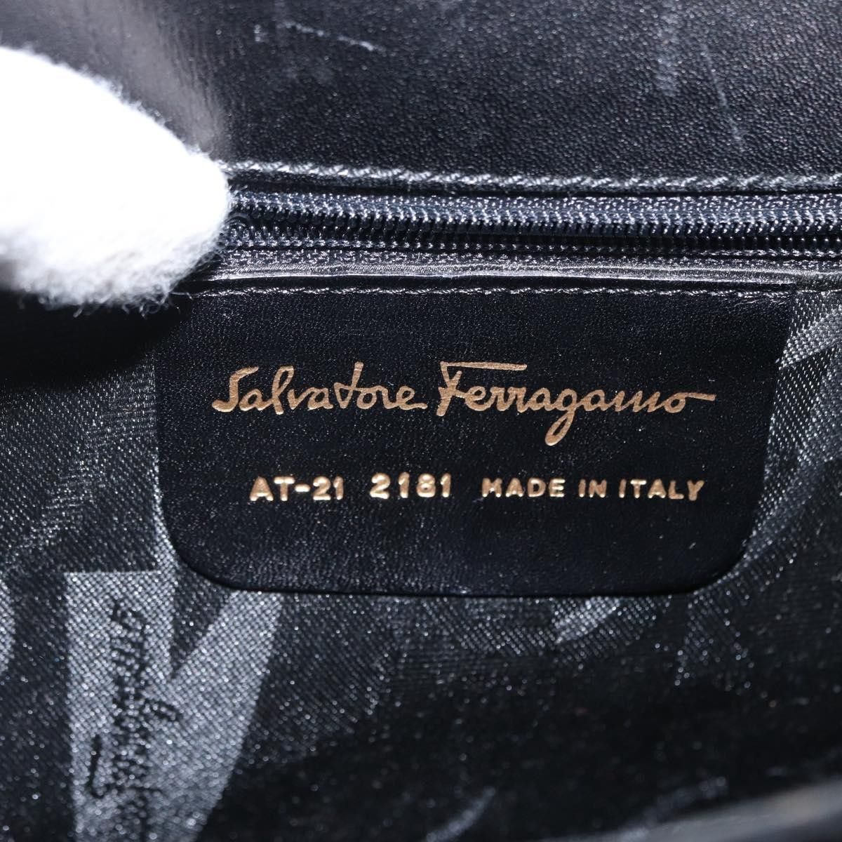 Salvatore Ferragamo Salvatore Ferragamo Convertible Top Handle Leather Size ONE SIZE - 6 Thumbnail