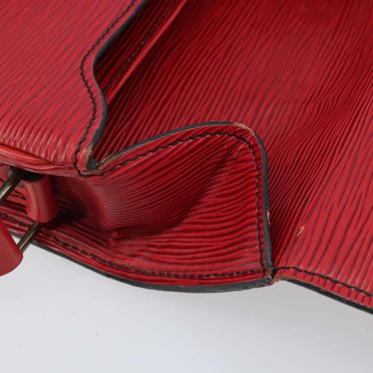 Louis Vuitton Louis Vuitton Cartouchiere Epi Leather Size ONE SIZE - 21 Thumbnail